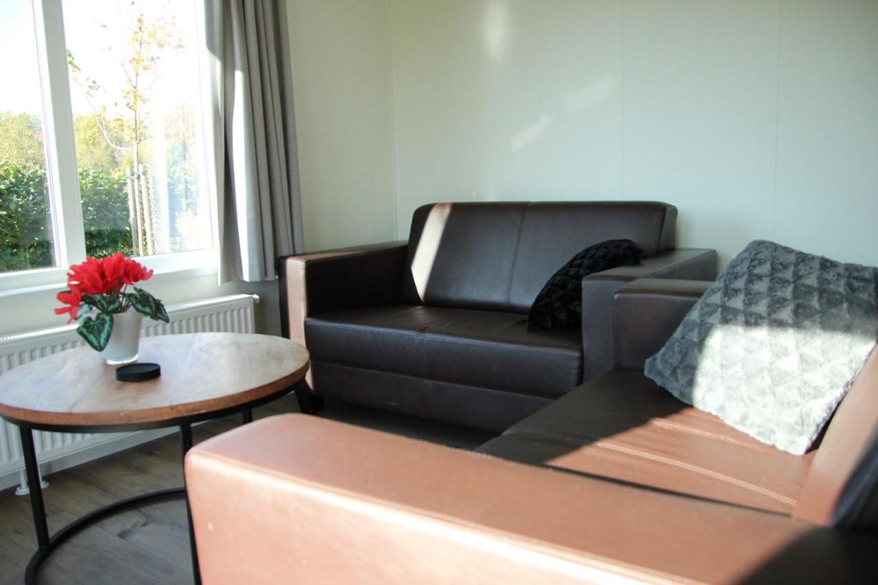 Chalet Landlust Drijber Buitenkant foto