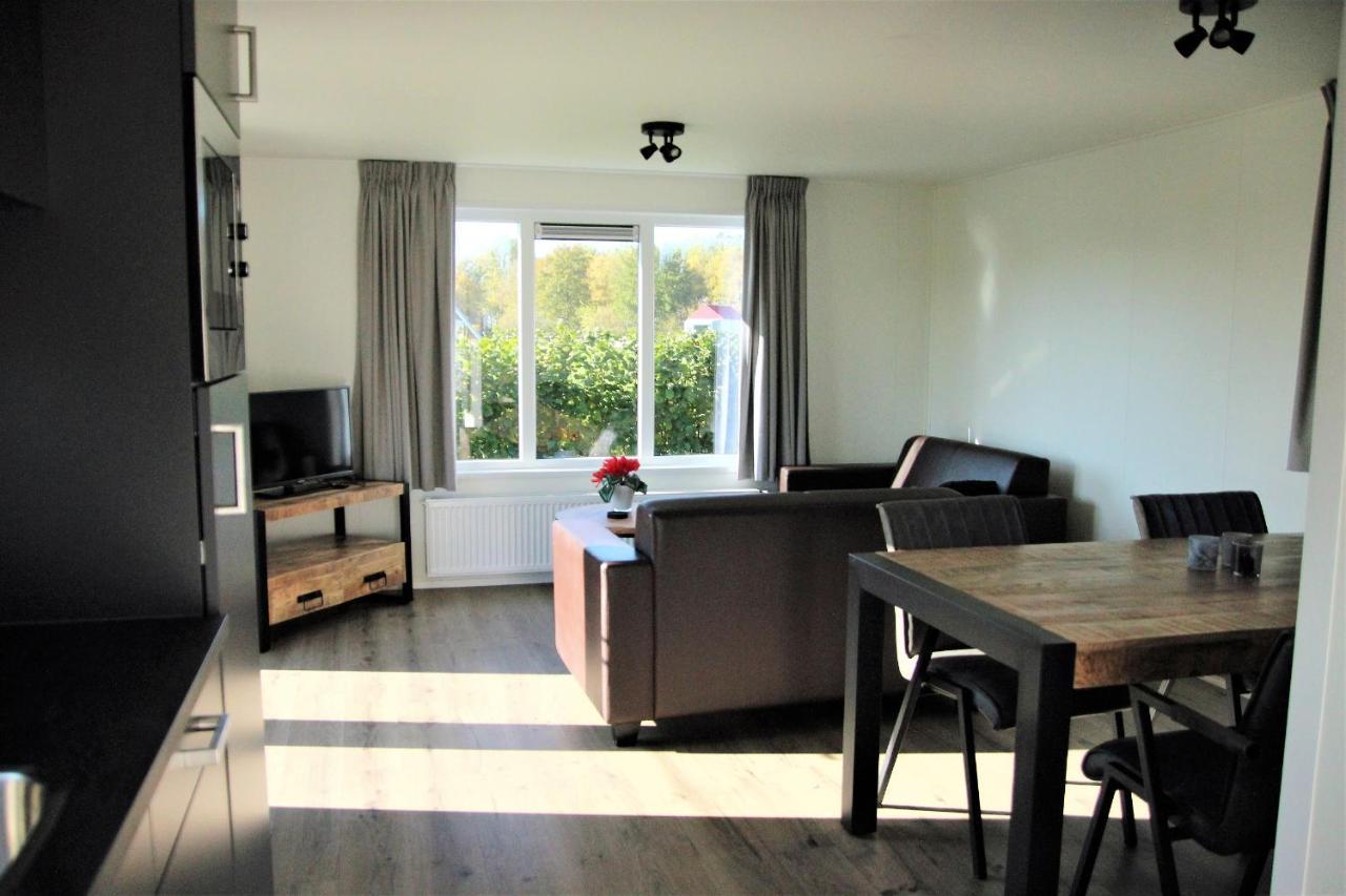 Chalet Landlust Drijber Buitenkant foto